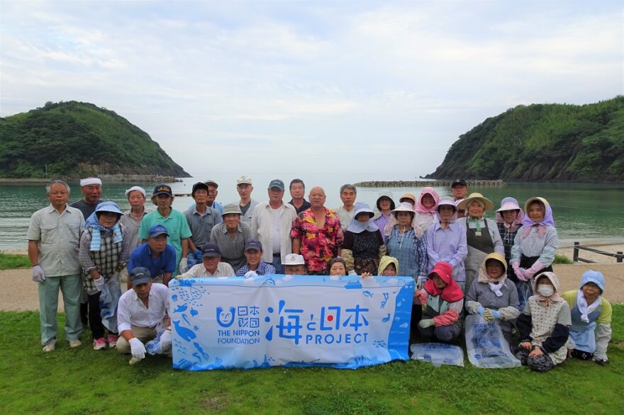 小波海水浴場でゴミ拾い！キレイなビーチでお待ちしてます