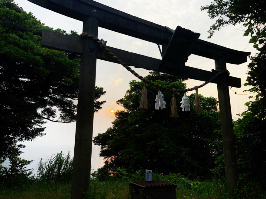 夏至の時期ならではの朝日　松江市美保関町