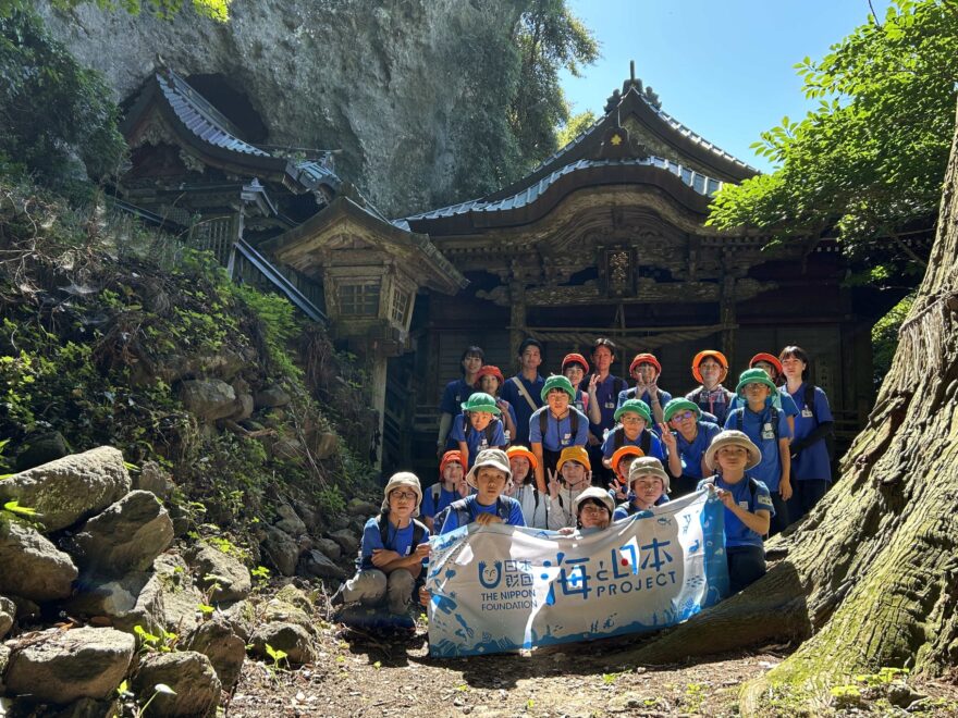 隠岐めし歴史探検隊！3日目は海上安全の神に参拝＆海の洞窟探検！